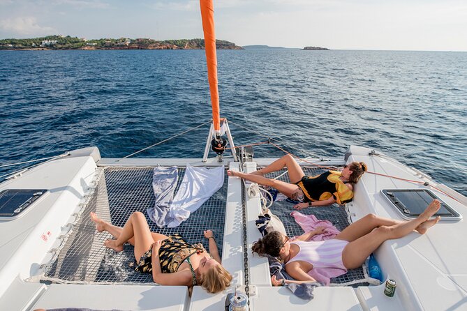 Athens Private Full day Catamaran cruise with meal & drinks - Sailing From Alimos: Meeting at Istion Yachting at 10:00