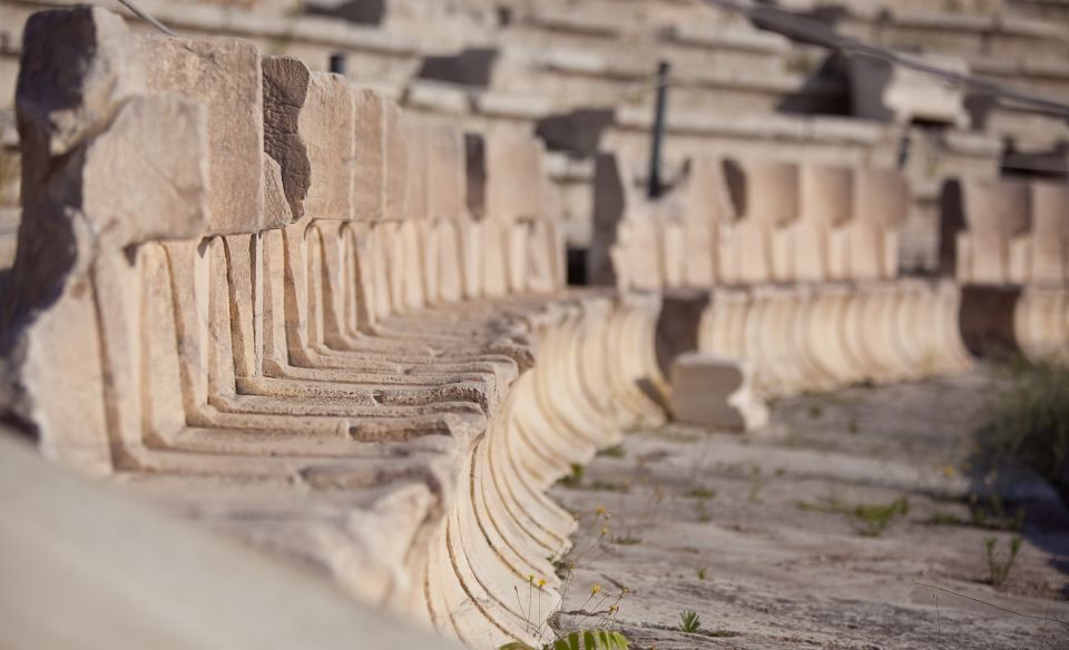 Athens: Private Guided Skip-the-Line Tour of the Acropolis - The Acropolis walk: from the Parthenon’s idea to its details
