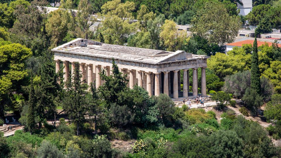 Athens: Private Guided Skip-the-Line Tour of the Acropolis - Photo help and shade: the practical magic you feel immediately