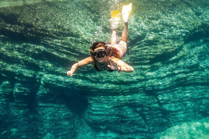 Athens Private Snorkeling and Swimming Cruise with pick up - How the skipper picks the best route from Lagonissi