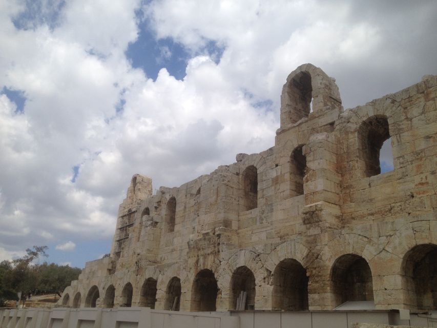 Athens: Private Tour with Acropolis Skip-the-Line Entry - From marble age to modern Athens: Royal Palace and official guard moments