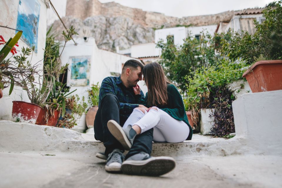 Athens: Professional photoshoot at Anafiotika Village - The 15–45 minute session: what happens once you start