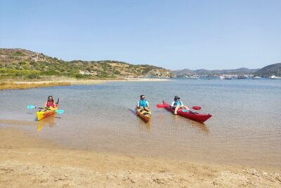 Athens Riviera: Sea Kayak and Snorkeling Adventure with Picnic - The Paddle Along Eastern Attica: Rocks, Islets, and That Sea-Snack Pace