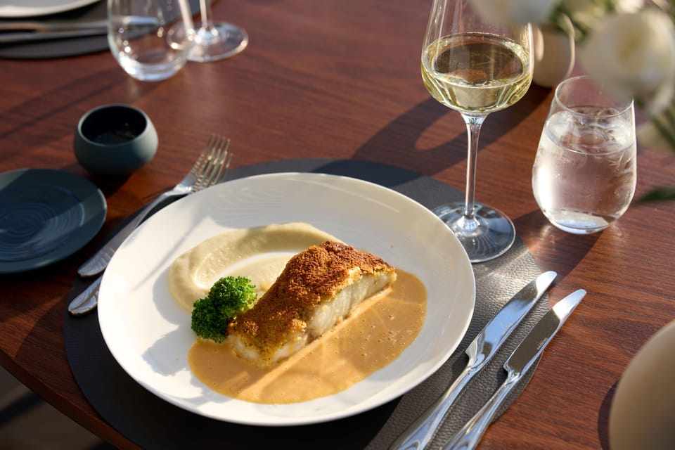 Athens: Rooftop Fine Dining at Whispers Restaurant - Price and value: what $93 per person buys you