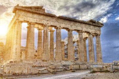 Athens sightseeing Spanish guided tour with Acropolis and museum - Start at Panathenaic Stadium, then get oriented with Syntagma