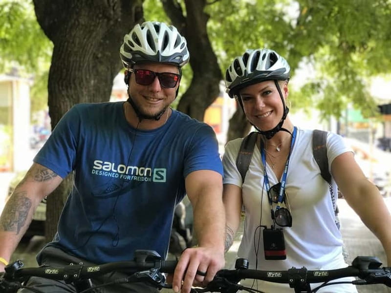 Athens: Small-Group E-Bike Tour of Historic Highlights - The e-bike experience: “easy” on paper, real-life friendly