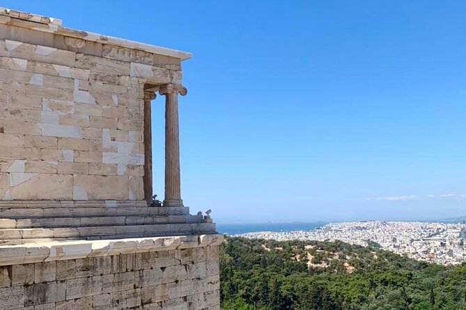 Athens Small Group Tour with Acropolis,Parthenon,Museum and Greek lunch - Greek lunch included: souvlaki, moussaka, and vegan comfort food