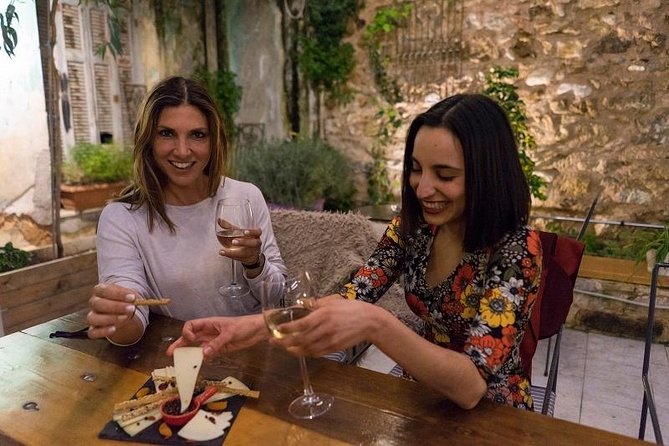 Athens Street Culture & Food, off-the-beaten path, afternoon - Meeting at Kerameikos Station and the 5:30 pm timing