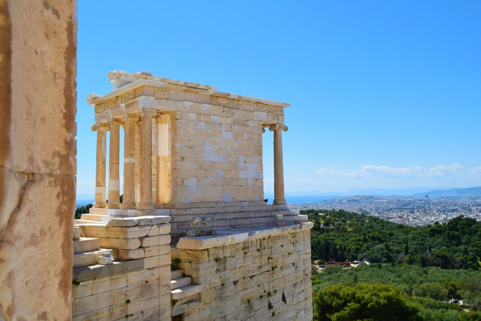Athens: The Acropolis and Acropolis Museum Tour in Dutch - Meeting outside Metro Acropoli: quick start, less fuss