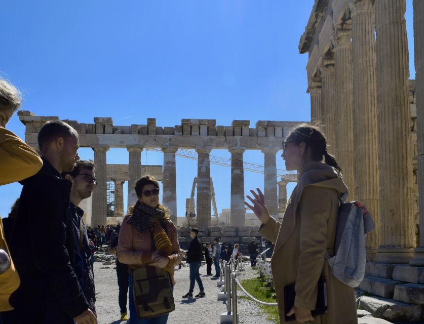 Athens: The Acropolis and Acropolis Museum Tour in Dutch - Dutch guide energy: the kind of explanations you actually want