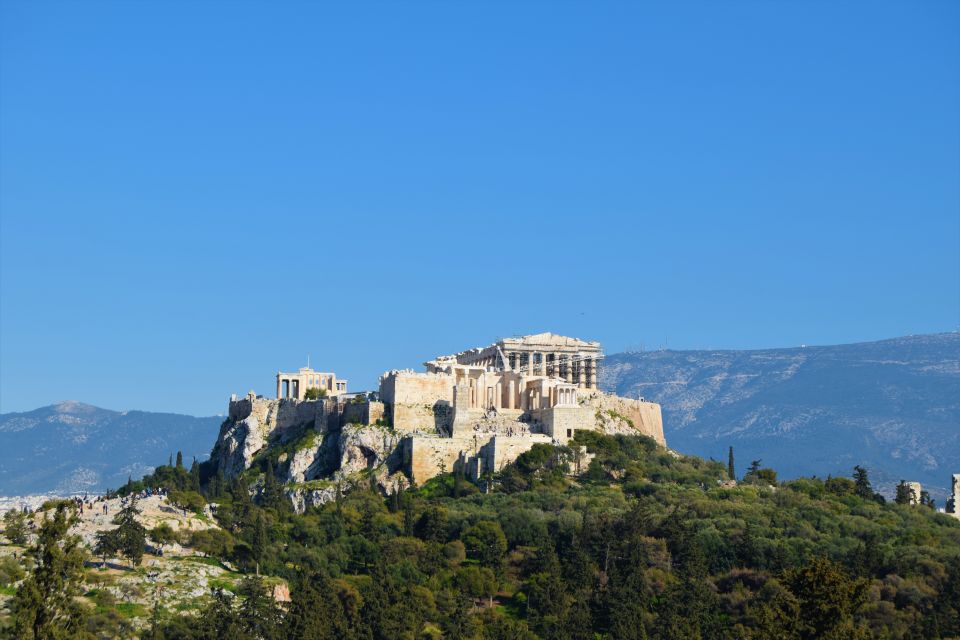 Athens: The Acropolis and Acropolis Museum Tour in German - German guide energy: why the human factor matters on this route