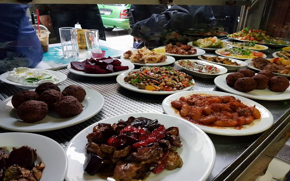 Athens: The Ultimate Food Tasting Tour - Key moments that make this Athens food tour work