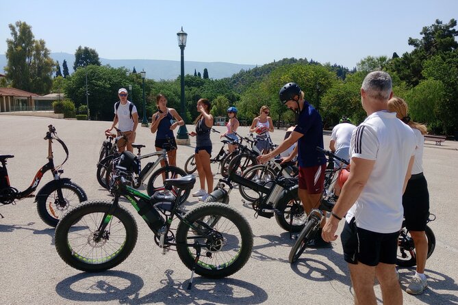 Athens Tour with Electric Bike - National Garden: a green pause by the Parliament