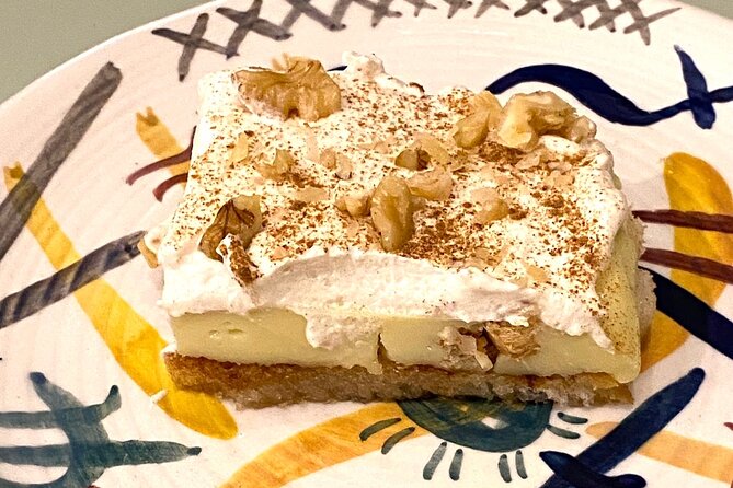 Athens: Traditional Vegan Cooking Class incl. Drinks - Drinks with dinner: water, white wine, and beer