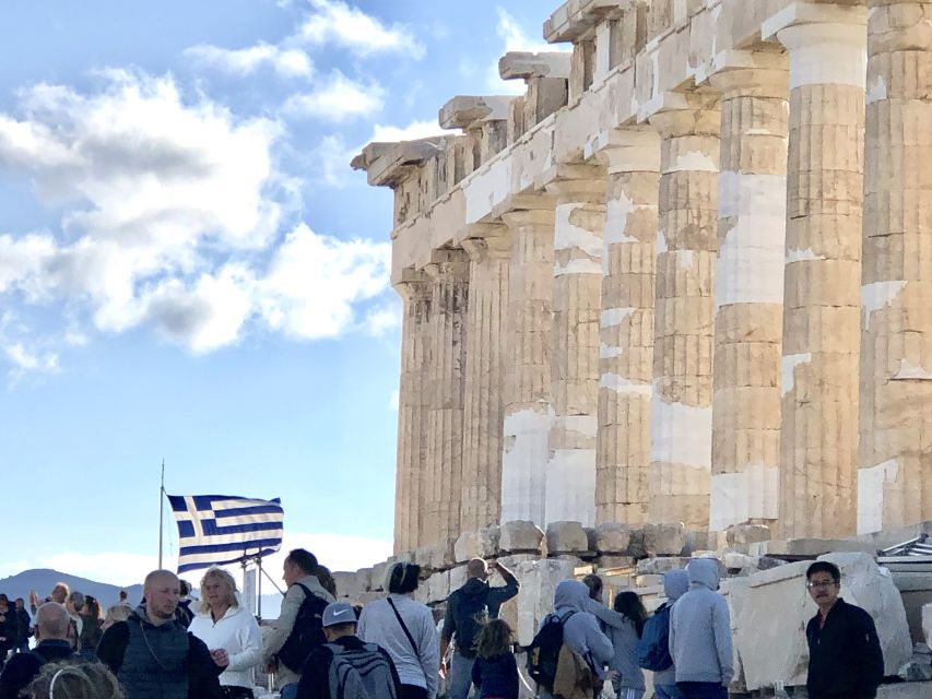 Athens:Acropolis - Historical Center Walking Tour in Spanish - Who this Spanish Acropolis and Plaka walk suits