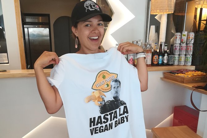 Athens's original vegan food tour - Plateia Syntagmatos: nuts, street snacks, and learning olive oil fast