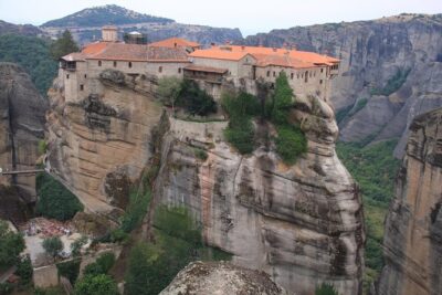 Award-Winning 2-Day Private Delphi & Meteora Tour - Delphi Ancient Town: Castalia Spring to the Temple of Apollo