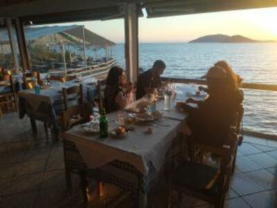 Cape Sounio 4-Hour Private Tour from Athens - Vouliagmeni Lake: The Natural Spa Stop That’s Seasonal