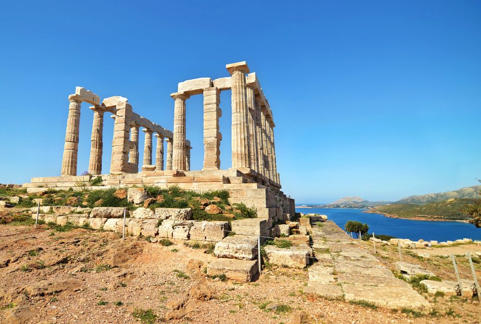 Cape Sounion: Self-Guided Highlights Audio Tour - The walk to the Temple of Poseidon: what the narration helps you notice