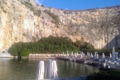 Cape Sounion & Vouliagmeni Lake Private Half-Day Trip from Athens - Getting picked up in Athens: less hassle, more coast time