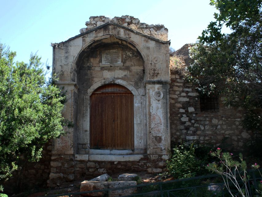 Cats of Athens: Self-Guided Mobile Tour in Plaka - Cats of Athens in Plaka: A phone tour with real personality