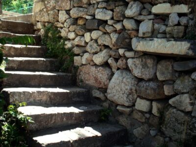 Cats of Athens: Self-Guided Mobile Tour in Plaka - Starting at Anafiotika near Acropoli Metro