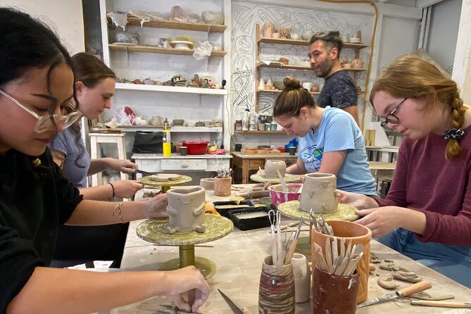 Ceramic and Pottery Creative Workshop with Two Local Artists - Inside the 2-hour flow: from wedging to your own design