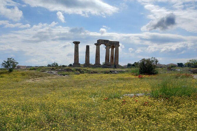 Corinth Canal Cruise, Ancient Corinth & Acrocorinth Private tour - Lunch in Ancient Corinth village: where the day turns quiet