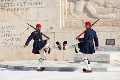 Cruise-Friendly Athens Tour including Acropolis Museum - Syntagma Square and the modern Athens context