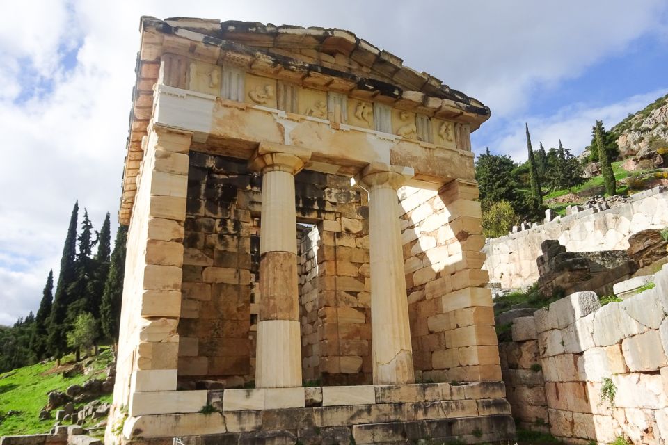 Delphi 2 Day Tour from Athens with Overnight in 4 Star Hotel - Day one driving route: Levadia and Arachova by way of scenery