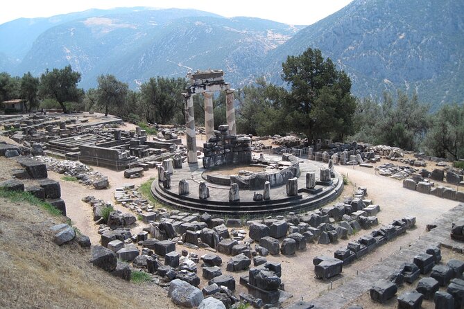 Delphi and Meteora, 2-Days Private Tour - Day 2: Meteora Monasteries at Cliff Level