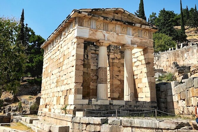 Delphi and Thermopylae Full Day Experience - Getting value from the €20 museum ticket and the private ride