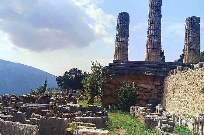 Delphi Arachova & Monast. Hosios Loukas from Athens Private Tour - A private Athens-to-Delphi day with real country-road scenery