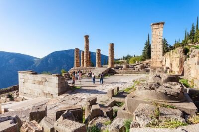 Delphi Day Trip from Athens with Spanish-Speaking Guide - Price and Value: What You’re Paying For (and What You’re Not)