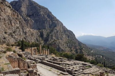 Delphi - Exploring Greece’s Ancient Past - Your First Sacred Stop: The Oracle of Apollo