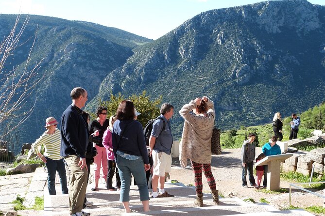 Delphi One Day Trip from Athens - Lunch in the Delphi village (plus what to expect from the stop rhythm)
