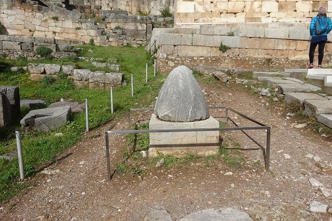 Delphi with Professional English Guide and Transportation - Guide Styles: What Worked Great and the Occasional Friction