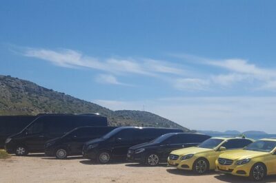 Departure Transfer from Athens City to Piraeus Port - Inside the Car: Comfort Features That Make 30 Minutes Feel Easier