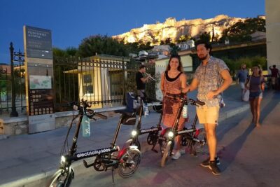 Discover the City e-bike night tours - Where to meet at Praxitelous 22 and how the 3-hour flow works