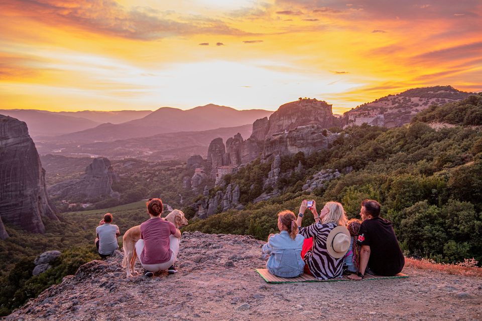 From Athens: 2 Days Meteora, Thermopylae & Delphi Tour - A self-guided Delphi with an audio tour that actually helps