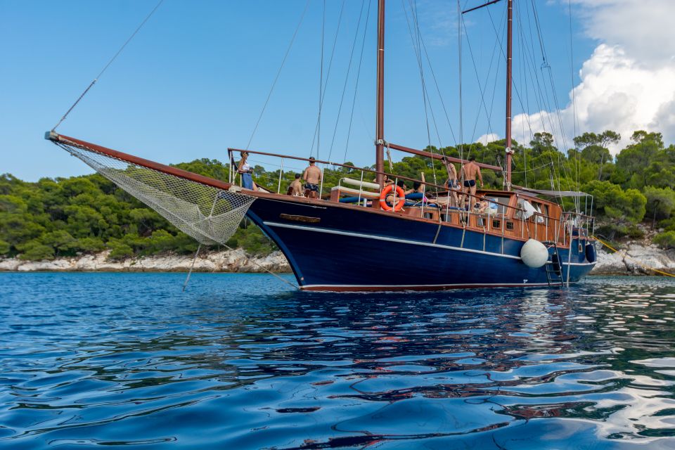From Athens: Aegina, Agistri and Metopi Day Cruise w/ Lunch - From Athens Pickup To Marina Zeas: Getting Started Right