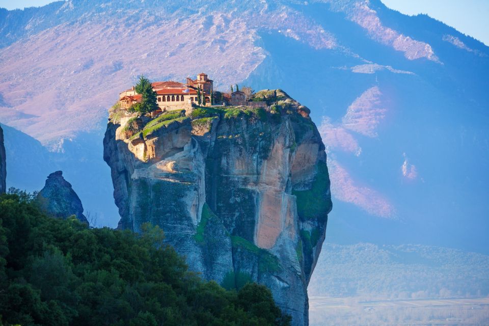 From Athens or Piraeus: Meteora Full-Day Private Trip - Should you book this Meteora Full-Day Private Trip?