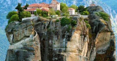 From Athens: Private Day Trip to Meteora - Thermopylae Before Meteora: 300 Spartans Meets Real Ground
