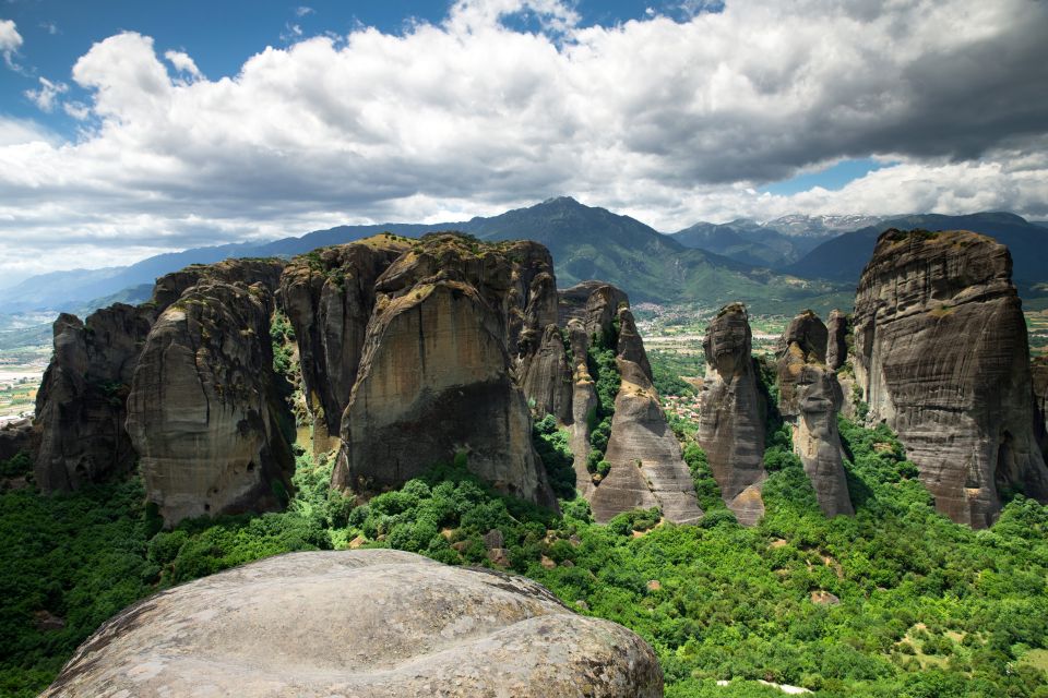 From Athens: Two-Day Guided Tour to Meteora - Meteora Monasteries: Why This UNESCO Site Feels So Different