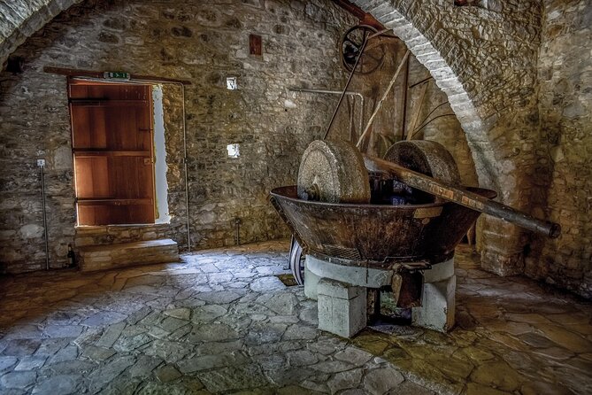 Full-Day Private Tour Corinth and Olive Oil Tasting from Athens - Loutra Elenis olive mill: tasting that actually teaches