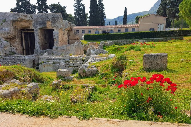 Full day tour Ancient Corinth with wine or olive oil tasting - How this Ancient Corinth day trip stays easy from Athens