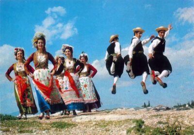 Greek dance lessons - Why Greek Folk Dance Feels Different Than a Fitness Class