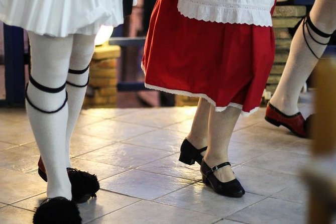 Greek Dancing in Plaka with 3-Course Meal - Plaka after 8 pm: why this neighborhood start works