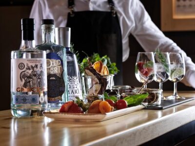 Guided Gin tasting experience in Athens with Snacks - Snacks that actually support tasting (cheese, olives, fruits, rusks)