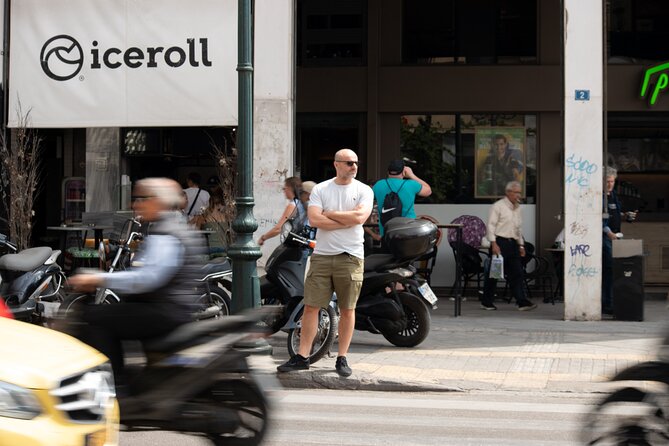 Guided Street Photography Tour in Athens - How the guide teaches you to shoot: settings, composition, and location